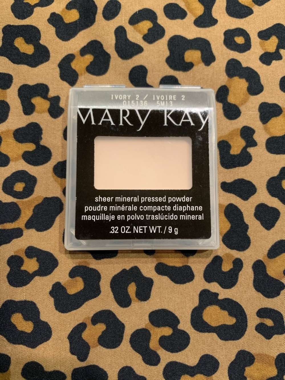 Mary Kay Sheer Mineral Pressed Powder - Ivory 2 (Light Beige)
